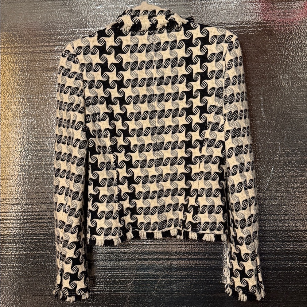 IISLI Wool Jacket. Size 6 - Picture 8 of 8